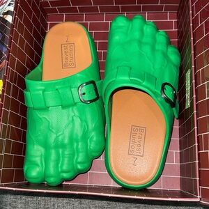 Bravest Studio Foot Clog